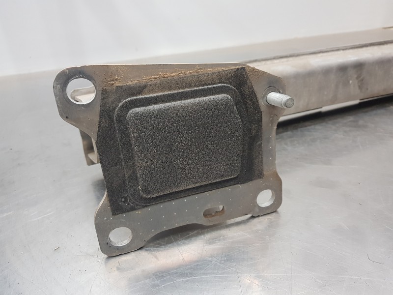 Recambio de refuerzo paragolpes trasero para audi a4 (b9) quattro referencia OEM IAM 8W0807309F  8W0807309