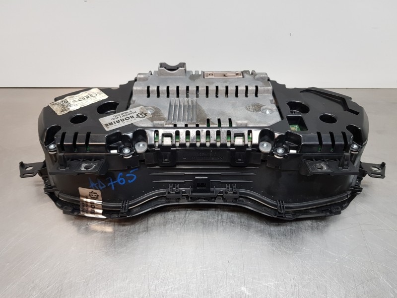 Recambio de cuadro instrumentos para audi a4 (b9) quattro referencia OEM IAM 8W5920771B  