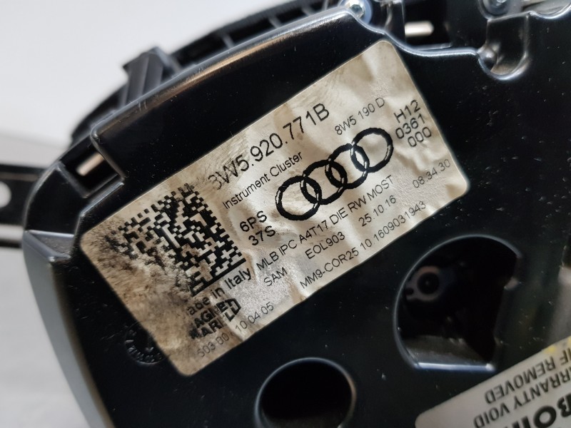 Recambio de cuadro instrumentos para audi a4 (b9) quattro referencia OEM IAM 8W5920771B  