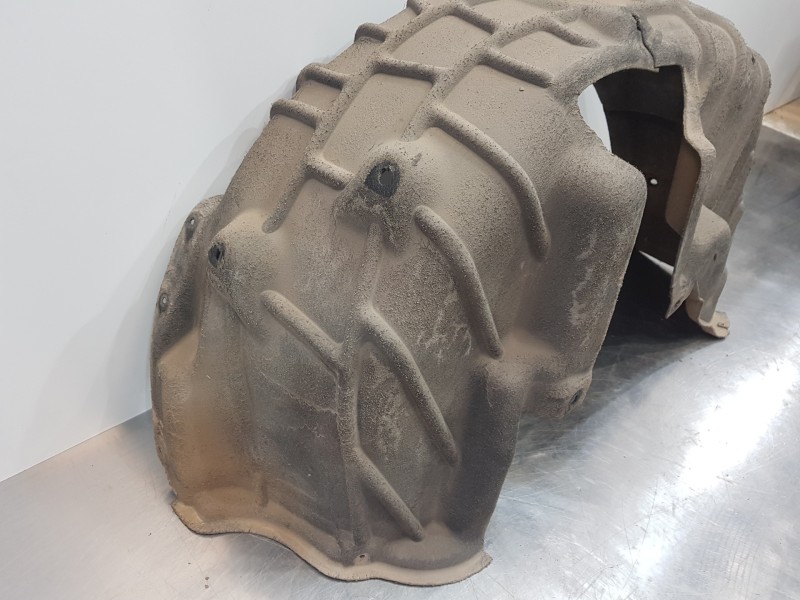 Recambio de paso rueda para audi a4 (b9) quattro referencia OEM IAM 8W0810172F  