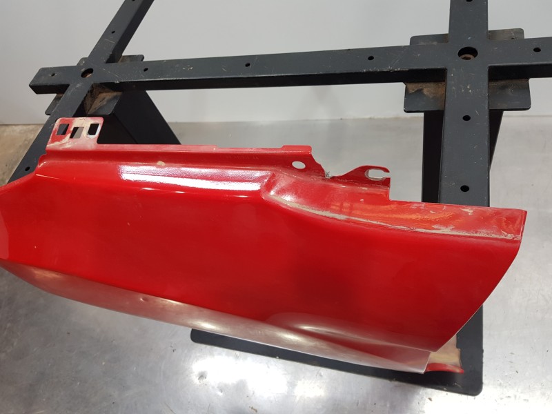 Recambio de aleta delantera izquierda para ford fiesta (ccn) confort referencia OEM IAM 1777181 C1BBA16016AA 