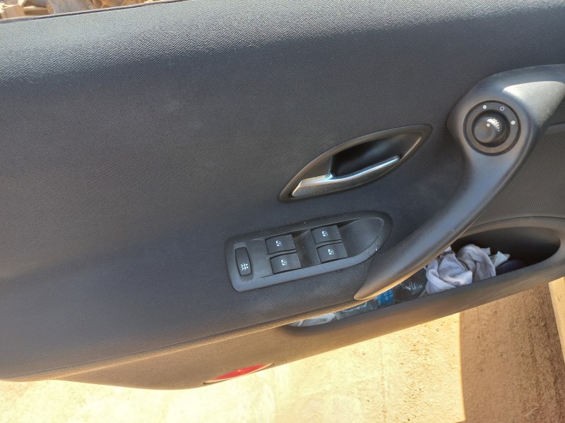 renault laguna ii (bg0) del año 2004