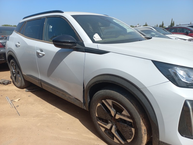 peugeot 2008 (p2) del año 2024