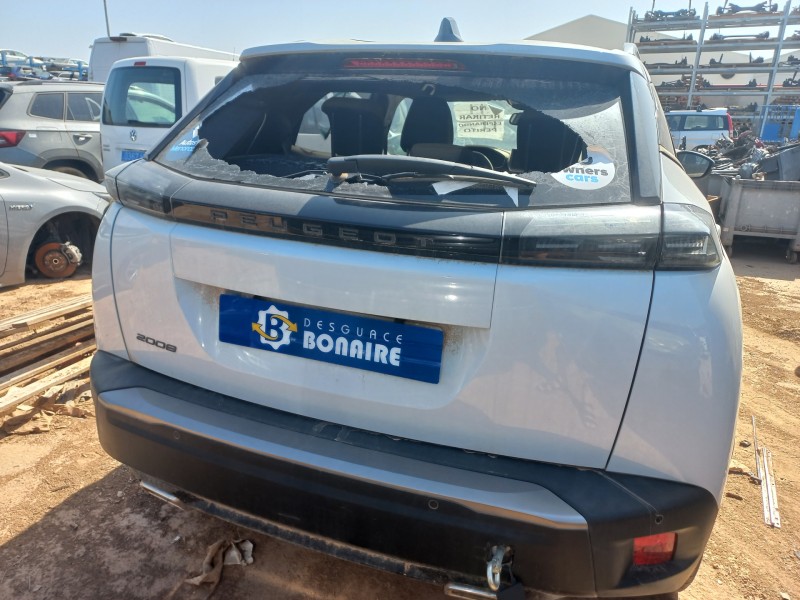 peugeot 2008 (p2) del año 2024