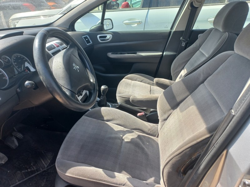 peugeot 307 (s1) del año 2001