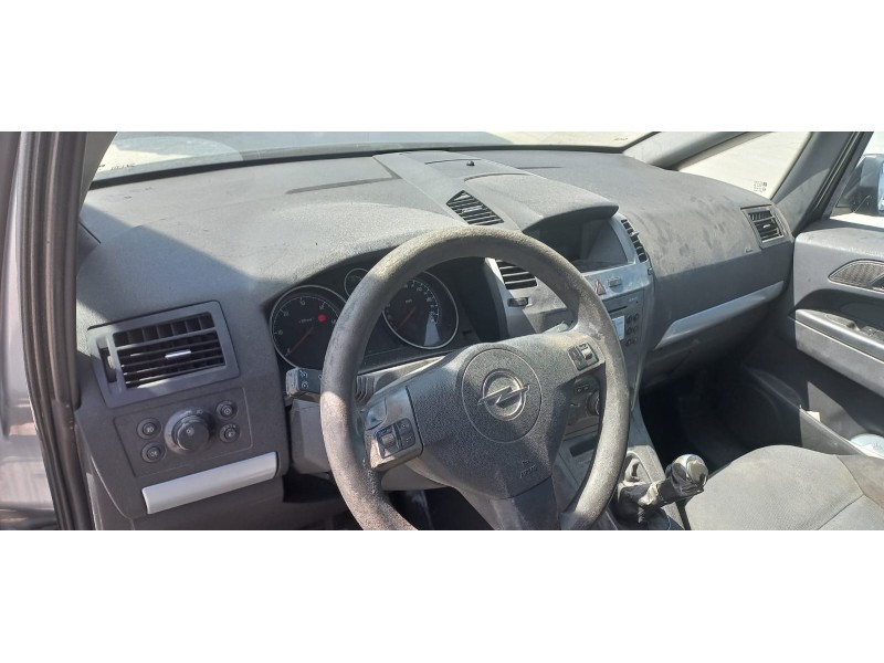 opel zafira b del año 2006