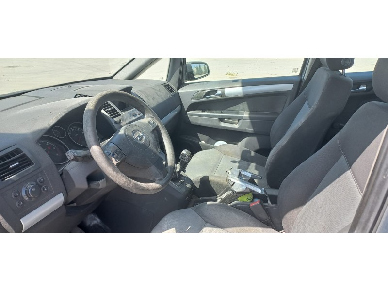 opel zafira b del año 2006