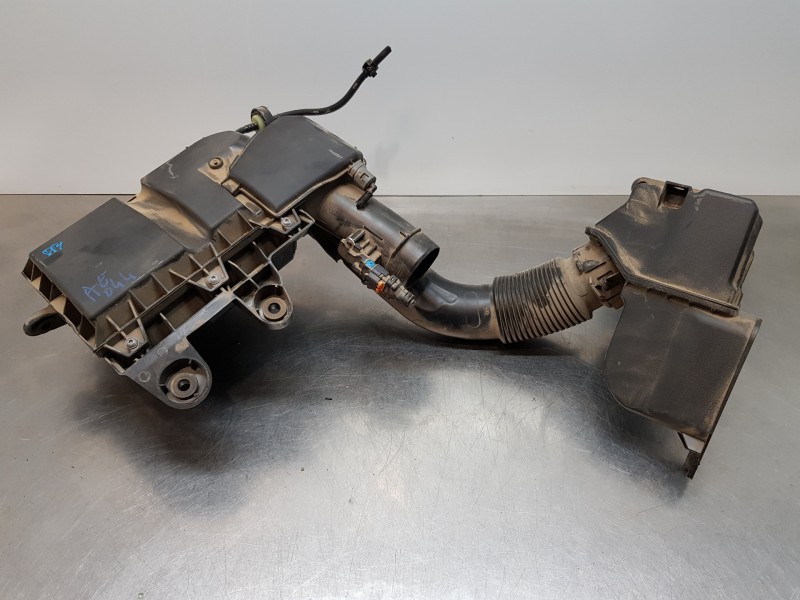 Recambio de filtro aire para peugeot partner standard 600kg referencia OEM IAM 9828002080 9677093080 