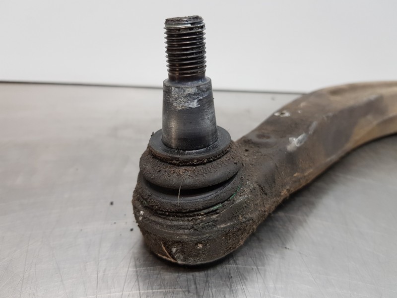 Recambio de brazo suspension inferior delantero derecho para audi a4 (b9) quattro referencia OEM IAM 8W0407694B 8W0407696A 