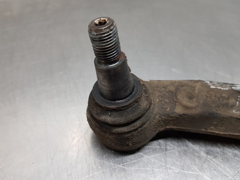 Recambio de brazo suspension inferior delantero izquierdo para audi a4 (b9) quattro referencia OEM IAM 8W0407693B 8W0407695A 