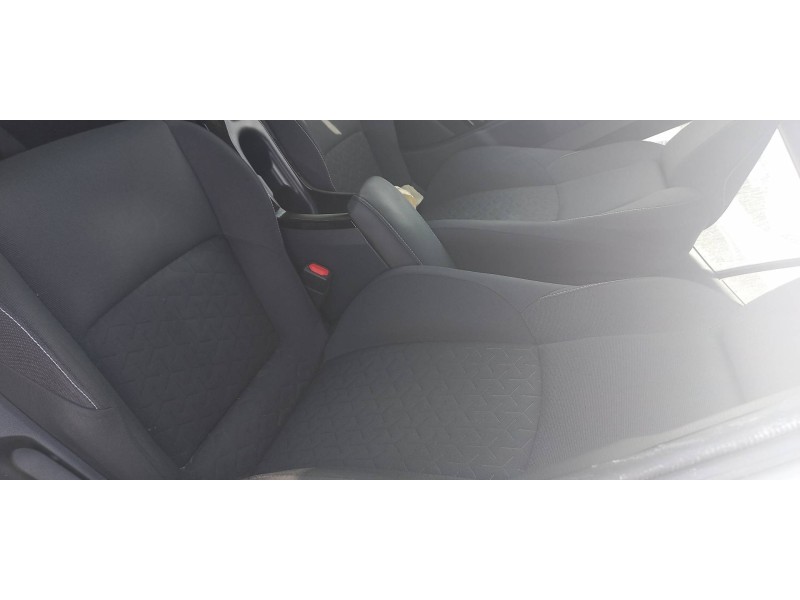 toyota corolla (e21) del año 2019