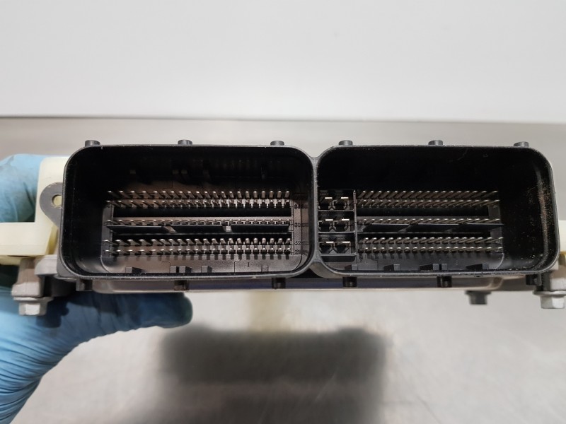 Recambio de centralita motor uce para land rover evoque dynamic referencia OEM IAM KK7212C520FBB 0281035558 