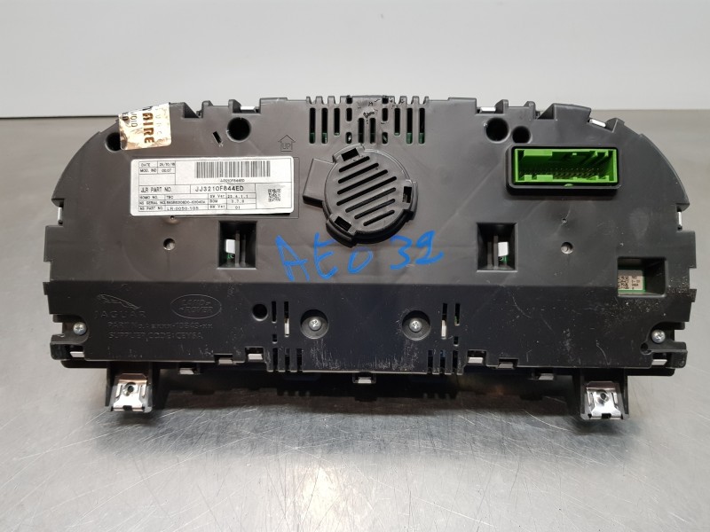 Recambio de cuadro instrumentos para land rover evoque dynamic referencia OEM IAM JJ3210F844ED  