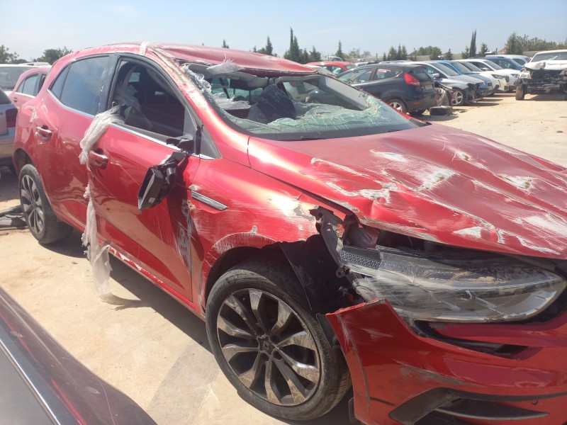 renault megane iv berlina 5p del año 2023