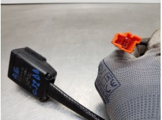 Recambio de enganche del cinturon delantero der para land rover evoque dynamic referencia OEM IAM LR071918 FK7261208AD AMGJ32612 2