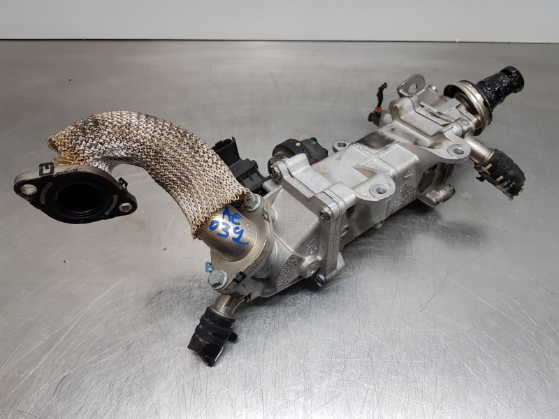 Recambio de enfriador egr para land rover evoque dynamic referencia OEM IAM LR116746 K4D39F464DA LR144571