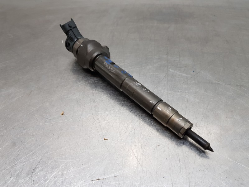 Recambio de inyector para land rover evoque dynamic referencia OEM IAM G4D39K546AA 0445110654 