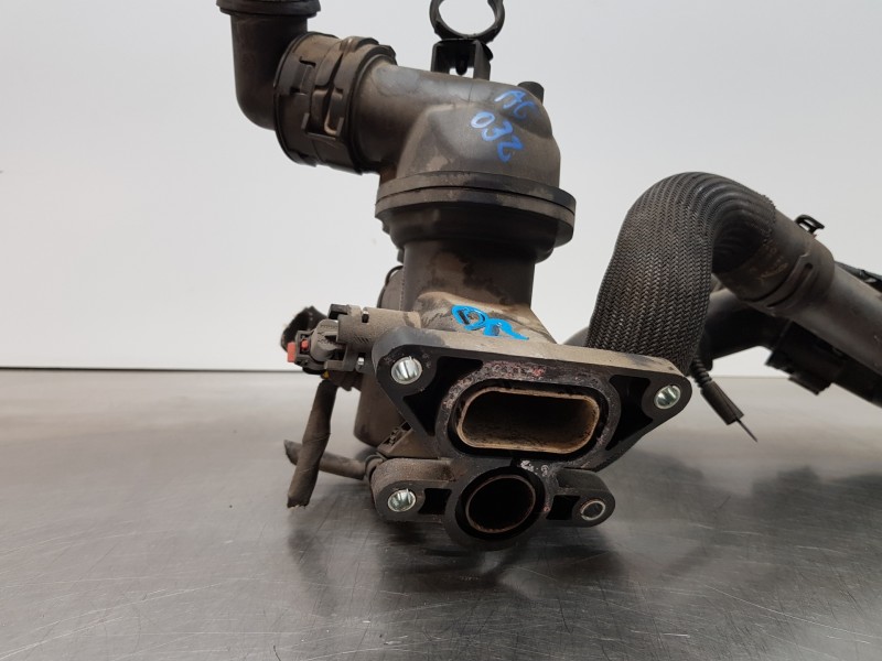 Recambio de termostato para land rover evoque dynamic referencia OEM IAM LR105975 G4D38575BE 