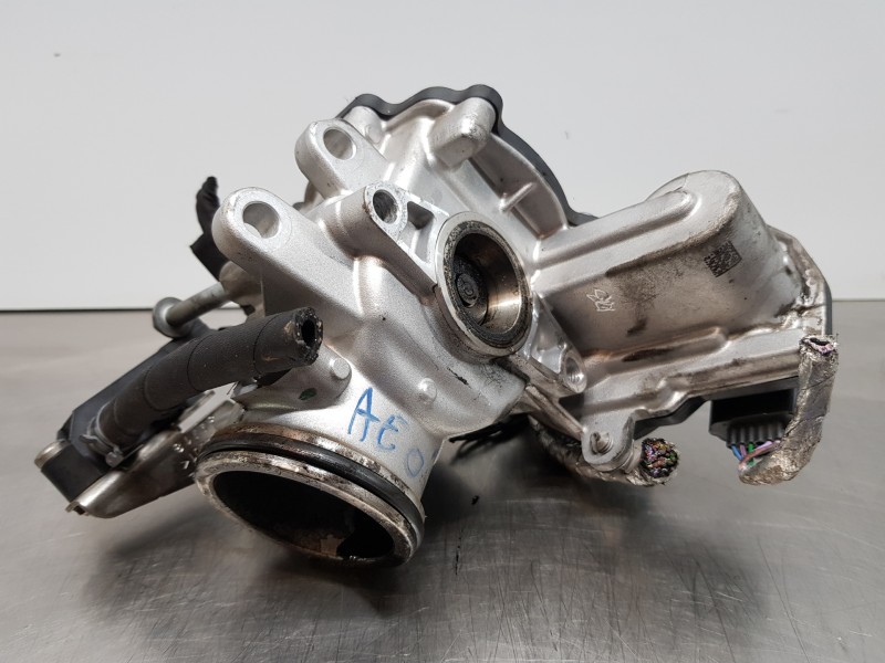 Recambio de valvula egr para land rover evoque dynamic referencia OEM IAM LR087071 G4D35H273CA 704923120