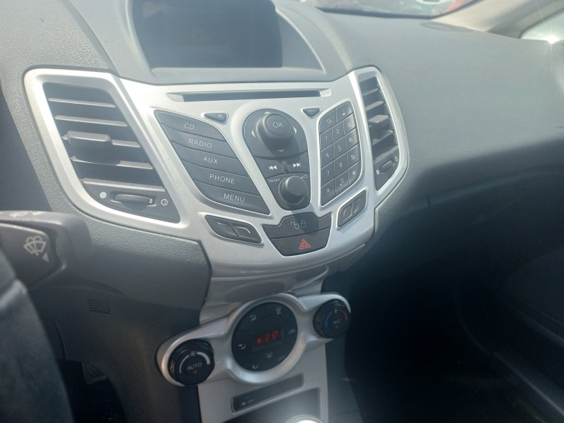 ford fiesta (cb1) del año 2009