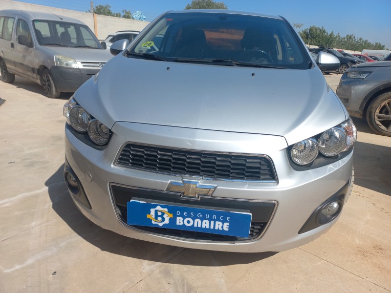 chevrolet aveo sedán del año 2012