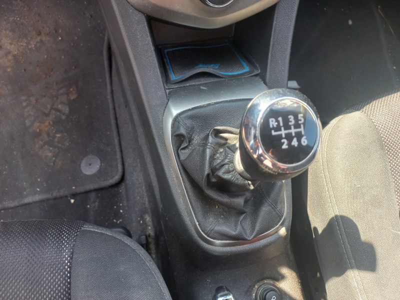 chevrolet aveo sedán del año 2012