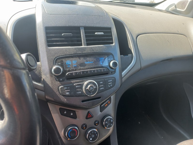 chevrolet aveo sedán del año 2012