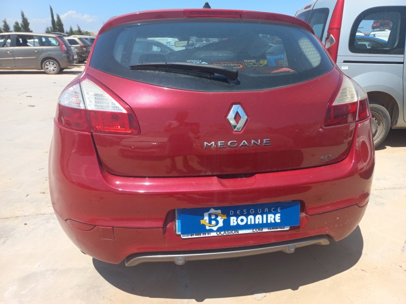 renault megane iii berlina 5 p del año 2013