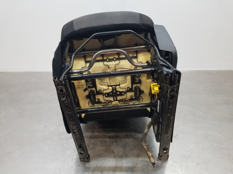 Recambio de asiento delantero izquierdo para peugeot partner standard 600kg referencia OEM IAM 9818152580 9818166680 