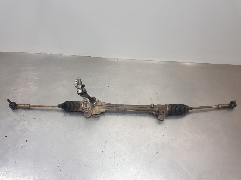 Recambio de cremallera direccion para toyota yaris hybrid referencia OEM IAM 455000D280  