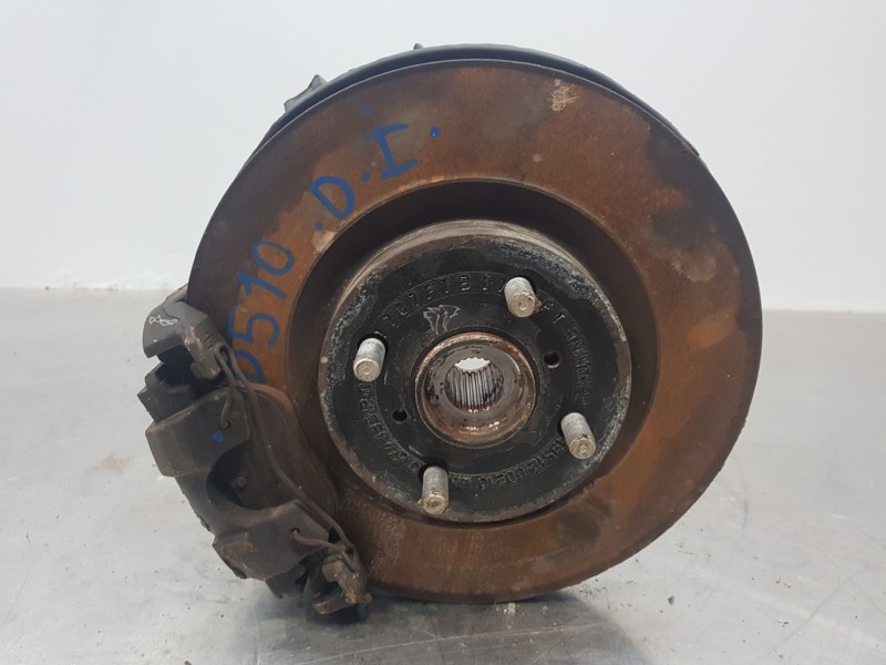 Recambio de mangueta delantera izquierda para toyota yaris hybrid referencia OEM IAM 432120D230  