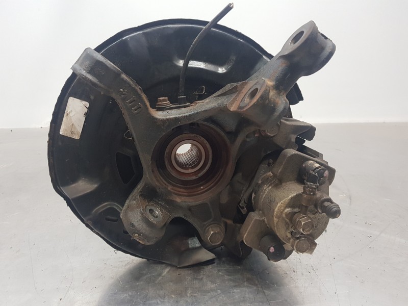 Recambio de mangueta delantera izquierda para toyota yaris hybrid referencia OEM IAM 432120D230  
