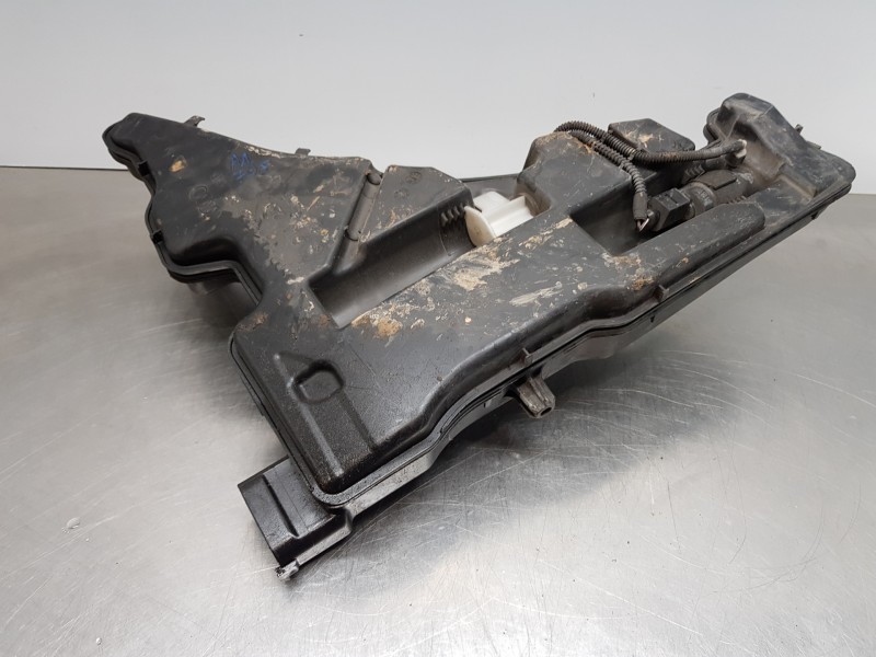 Recambio de deposito limpia para audi a4 (b9) quattro referencia OEM IAM 8W0955453K 8W0955451L 