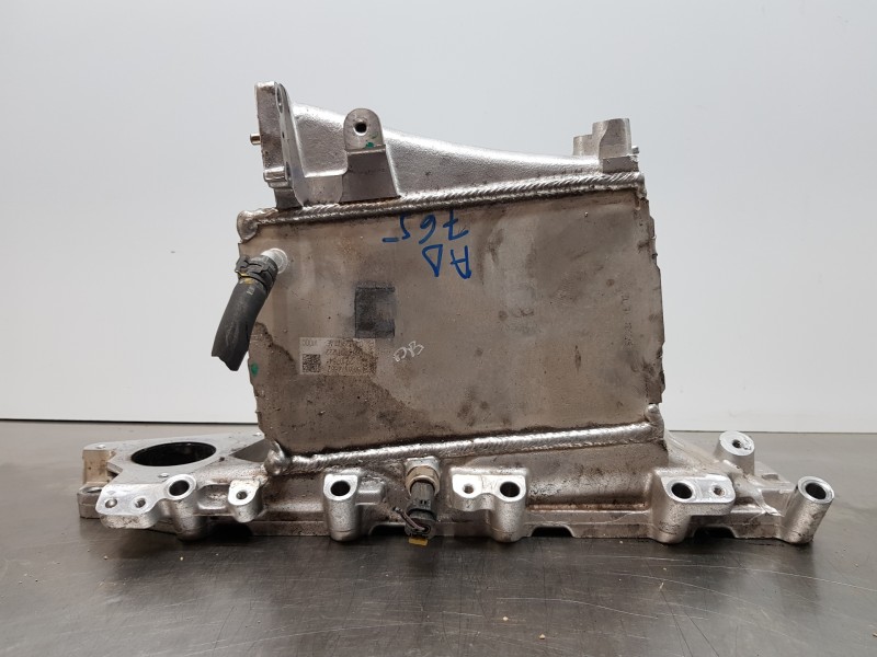 Recambio de colector admision para audi a4 (b9) quattro referencia OEM IAM 04L129711AE  