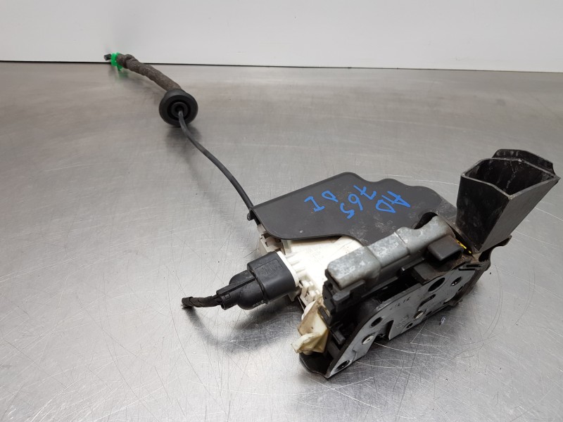 Recambio de cerradura puerta delantera izquierda para audi a4 (b9) quattro referencia OEM IAM 8X1837015C  