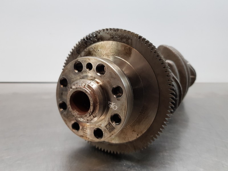 Recambio de cigueñal para audi a4 (b9) quattro referencia OEM IAM 059105019BD 04L105263C 04LDEV160