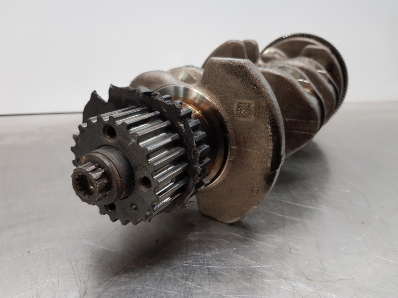 Recambio de cigueñal para audi a4 (b9) quattro referencia OEM IAM 059105019BD 04L105263C 04LDEV160