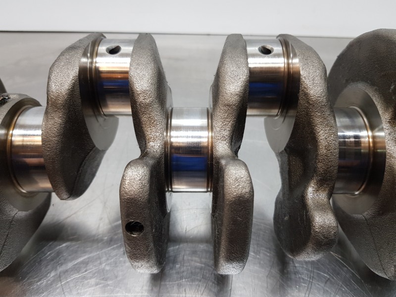 Recambio de cigueñal para audi a4 (b9) quattro referencia OEM IAM 059105019BD 04L105263C 04LDEV160