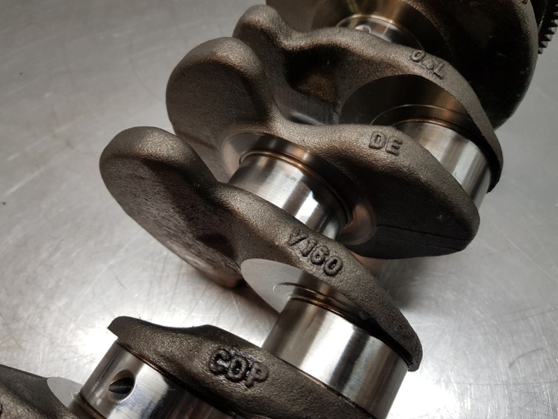 Recambio de cigueñal para audi a4 (b9) quattro referencia OEM IAM 059105019BD 04L105263C 04LDEV160