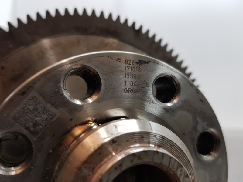 Recambio de cigueñal para audi a4 (b9) quattro referencia OEM IAM 059105019BD 04L105263C 04LDEV160