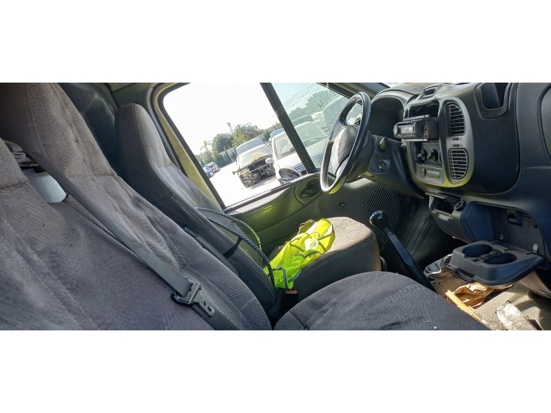 ford transit caja cerrada, corta (fy) (2000 =>) del año 2002