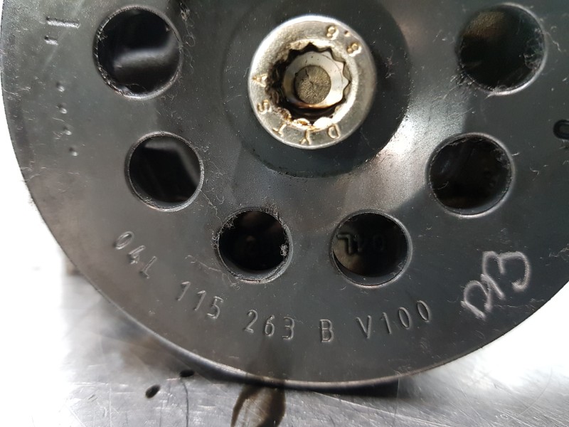 Recambio de bomba aceite para audi a4 (b9) quattro referencia OEM IAM 04L145208AA 04L115263B 