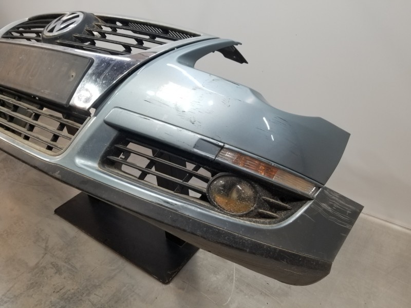 Recambio de paragolpes delantero para volkswagen passat variant (3c5) elegance referencia OEM IAM 3C0807217DGRU 3C0807217D 