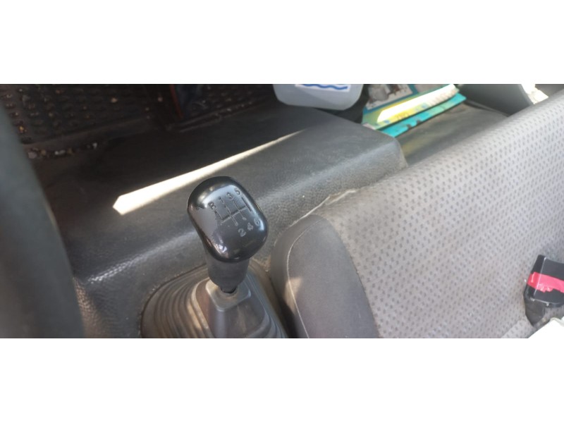 nissan atleon del año 2011