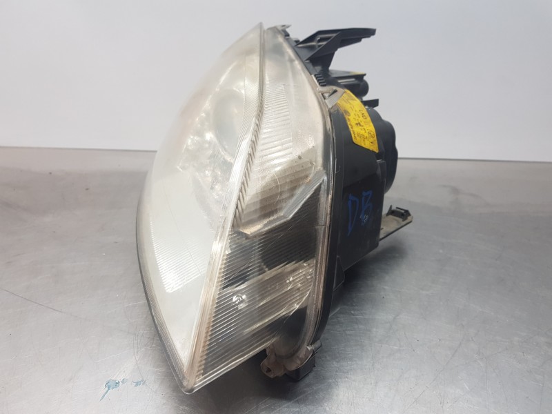 Recambio de faro derecho para ford focus c-max (cap) trend referencia OEM IAM 1347465 3M5113100EE 5DV00829000