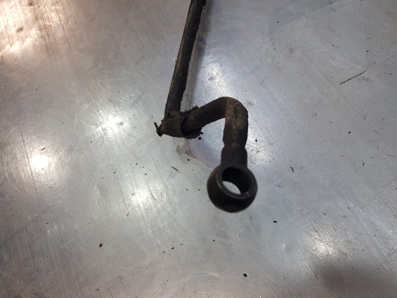 Recambio de tubo presion direccion asistida para kia carnival ii ex referencia OEM IAM 0K55232420C 0K85032400B 