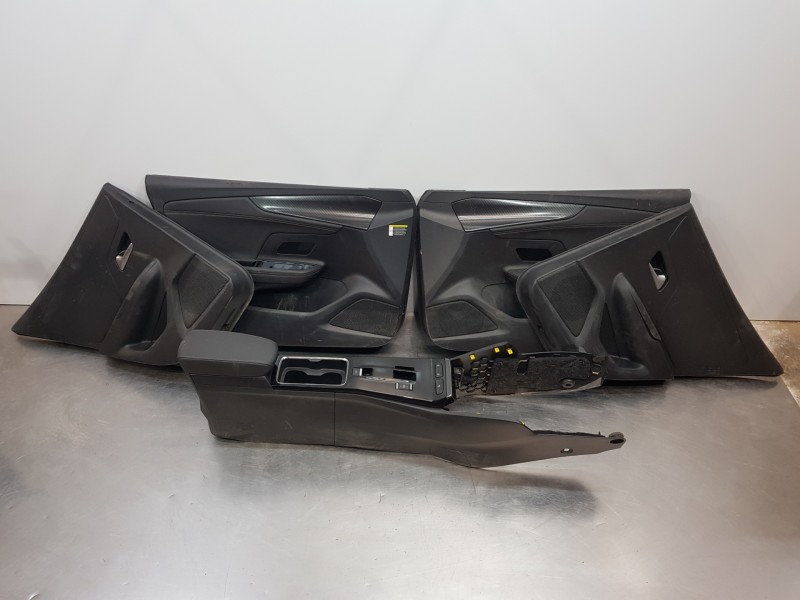 Recambio de juego asientos completo para opel mokka gs line referencia OEM IAM 9834393380  