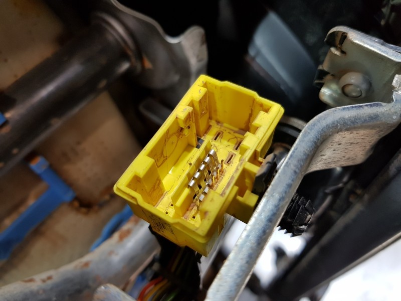 Recambio de juego asientos completo para opel mokka gs line referencia OEM IAM 9834393380  