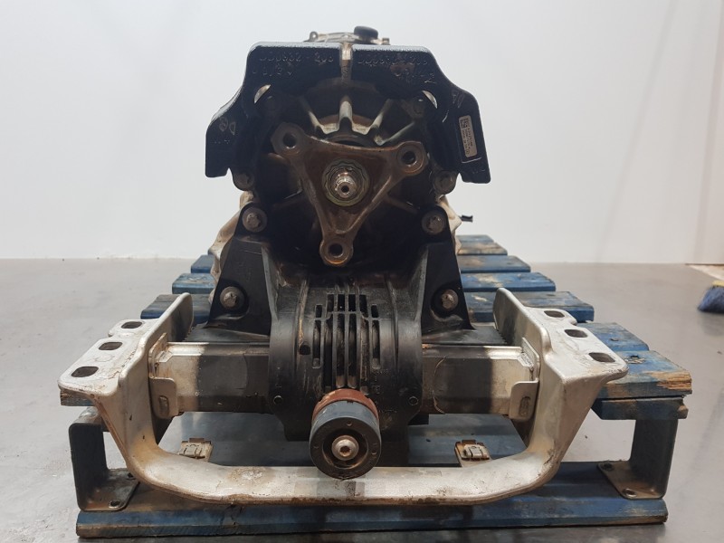 Recambio de caja cambios para mercedes clase c (w206) 220 d referencia OEM IAM 725111 A7252703619 2405700037