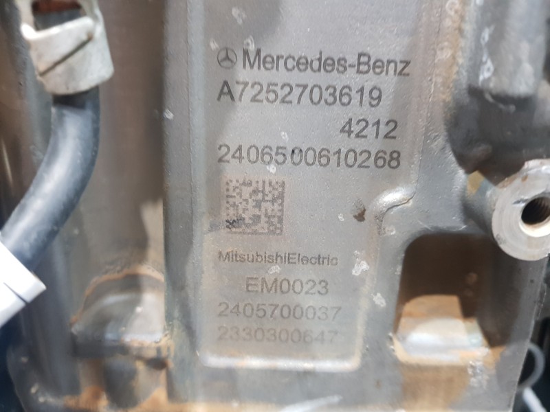 Recambio de caja cambios para mercedes clase c (w206) 220 d referencia OEM IAM 725111 A7252703619 2405700037